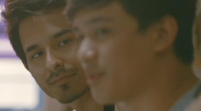 菲律賓電影《四天後決定愛不愛你 》影評：校園少男癡心等待 喚起你的單戀故事