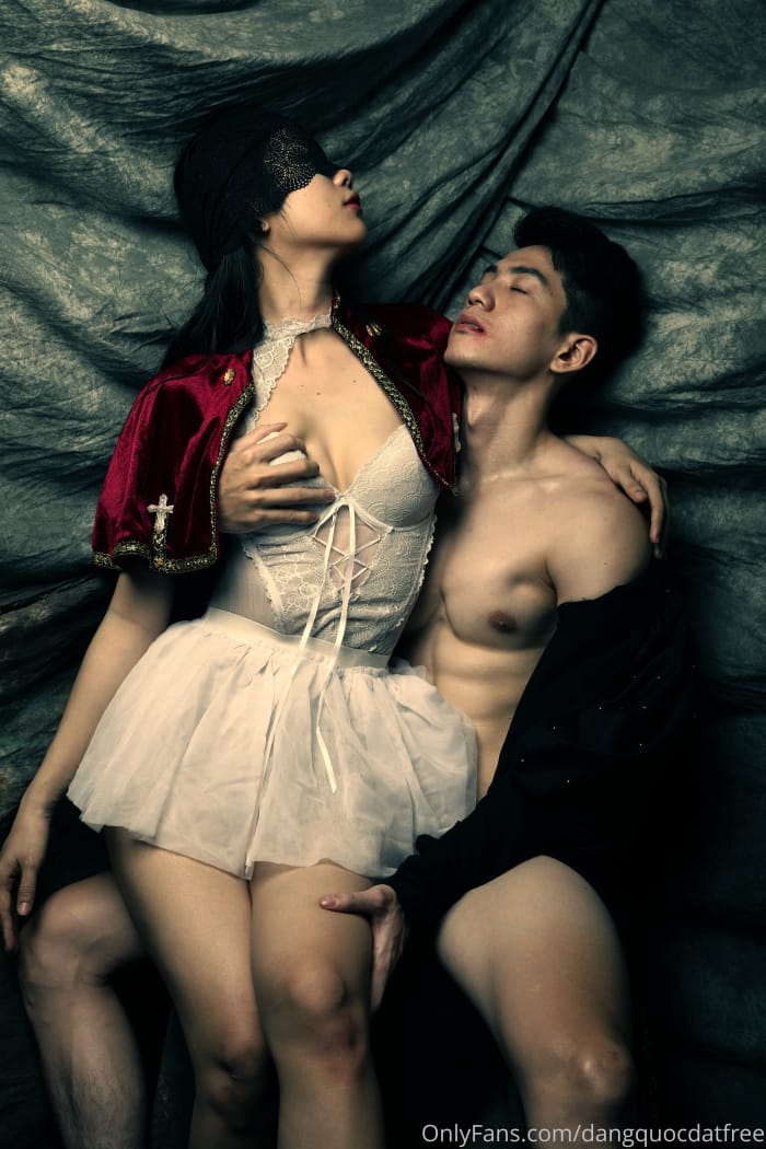 Vampire And Maid DANG QUOC DAT ‖ R+【PHOTO+VIDEO】